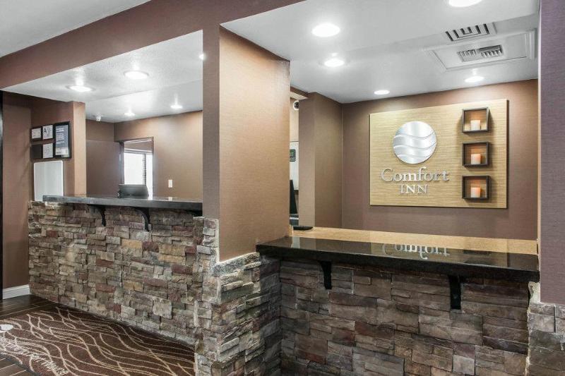 Days Inn By Wyndham Fort Wayne Exterior foto